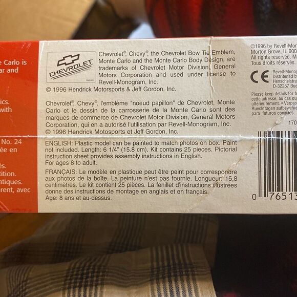 COPY - NIOB #24 1:32 scale model Monte Carlo car as driven by Jeff Gordon - Picture 7 of 8